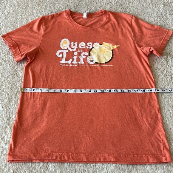 Queso is life short sleeve shirt orange size medium - Picture 11 of 16